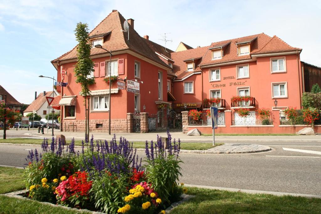 Hotel Chez Felix Eguisheim Bagian luar foto